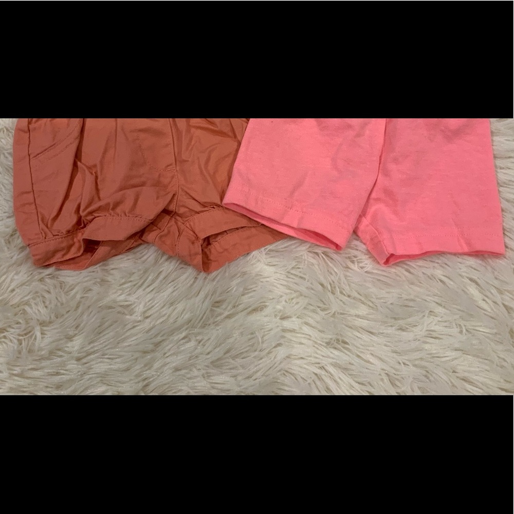 Baby girl shorts 6 mos. Lot of 2 Q006